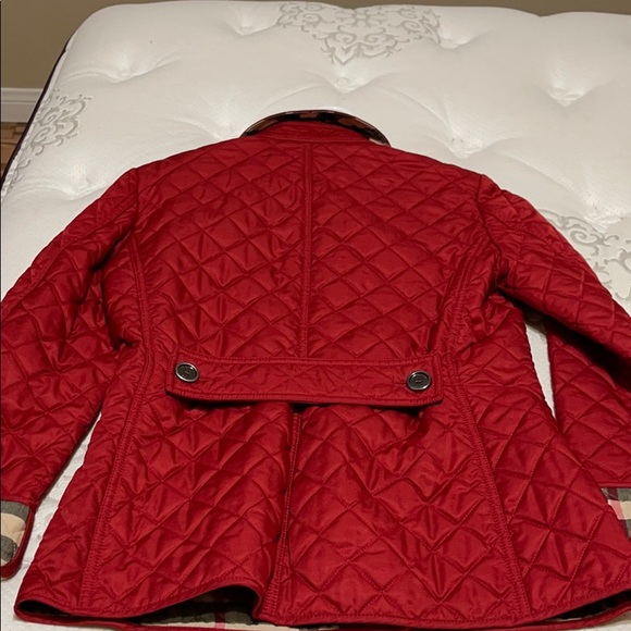 Burberry - Picture 3 of 3